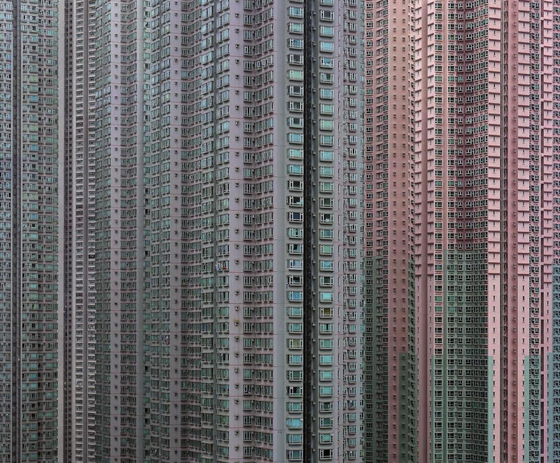 Illustration for article titled Stunning photos of super-dense Hong Kong apartments look like Borg cubes